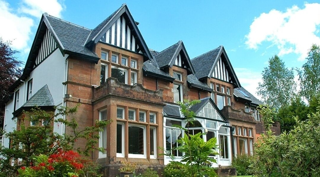 Ravenswood House