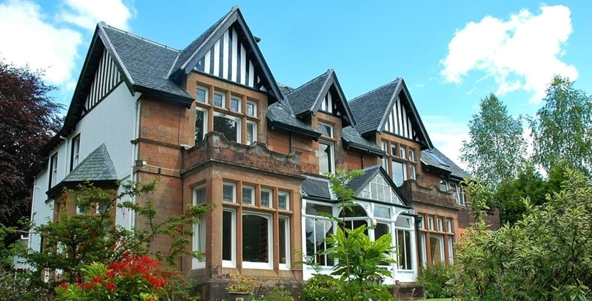 Ravenswood Header